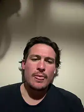 Snapshot of itsthecatchh chatting on September 30, 5:13 am itsthecatchh online show from September 30, 5:13 am