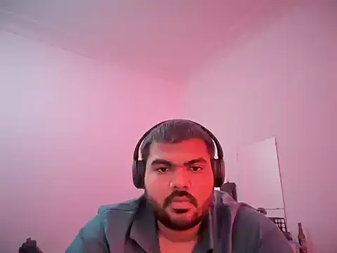 Romeo Sam2 online show from August 3, 11:49 am