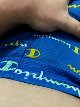 vvUMvv online show from November 27, 6:50 am