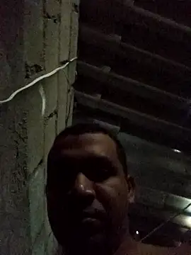 Roberto27052 online show from January 13, 12:31 pm