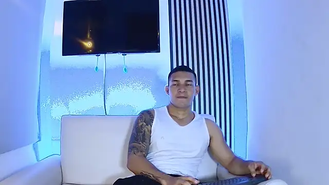 venedic bull online show from February 14, 3:45 am