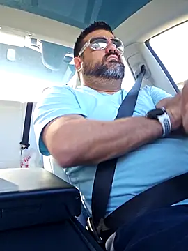 Roddog18 online show from January 14, 7:17 pm