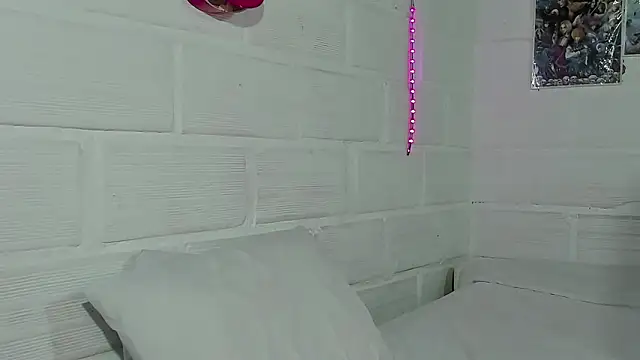 Daniell 007 online show from April 15, 2:17 pm