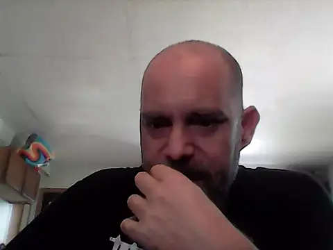 crazyheratic8 online show from May 9, 5:47 pm