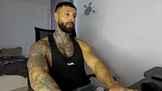 MasculineGuy99 online show from November 9, 7:12 am