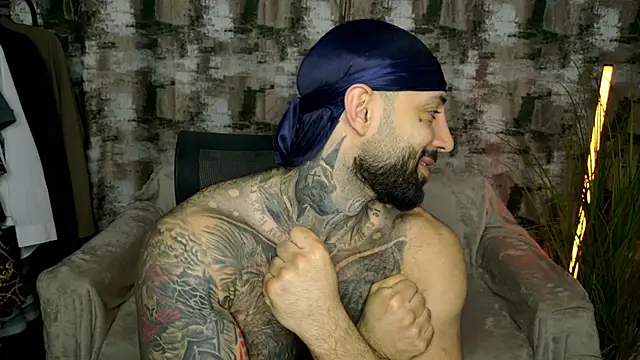 MasculineGuy99 online show from February 17, 8:02 am