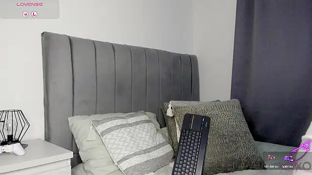JARETHH online show from June 11, 2:53 am