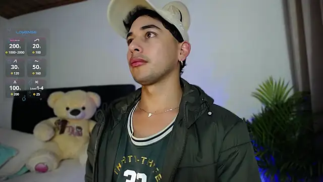 ERIK-VELA online show from October 17, 8:57 pm