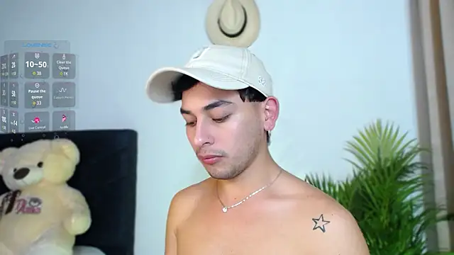 ERIK-VELA online show from October 18, 8:58 pm