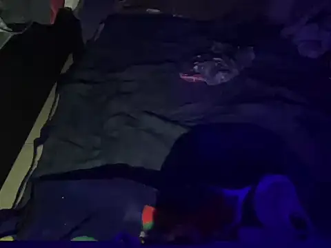 cris20025 online show from February 22, 9:10 am