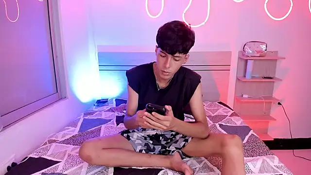 luccas ferreira online show from October 22, 8:56 pm