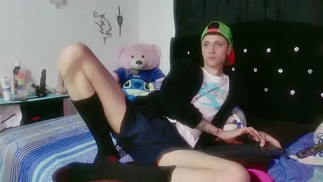 Tyler cat online show from January 6, 12:47 am