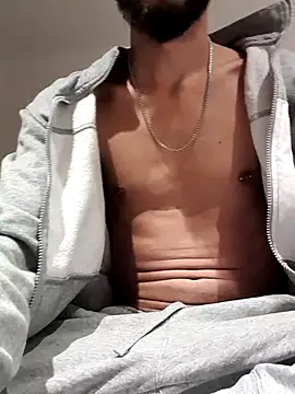 cesar8906 online show from November 11, 12:15 am