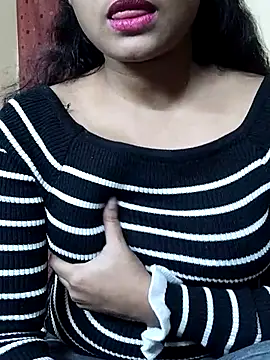 Aditi1996 online show from January 17, 8:22 pm