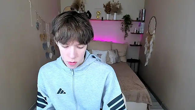 MarkBranston online show from February 14, 10:54 am