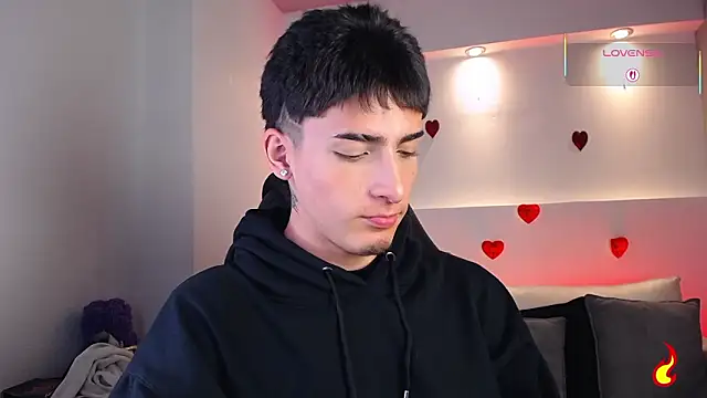 MateoMitchell online show from March 3, 5:26 am