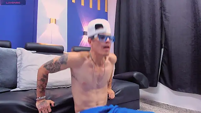 imsammytop online show from October 23, 1:36 pm