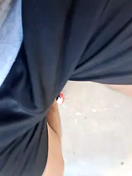 Neilhot98 online show from October 18, 8:14 pm