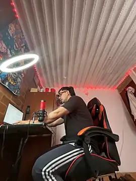 kaspar 6 online show from April 9, 6:47 pm