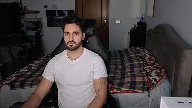 Al3xox02 online show from January 12, 4:33 pm