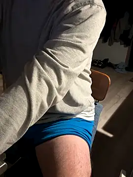 smkbustr online show from November 29, 11:07 pm