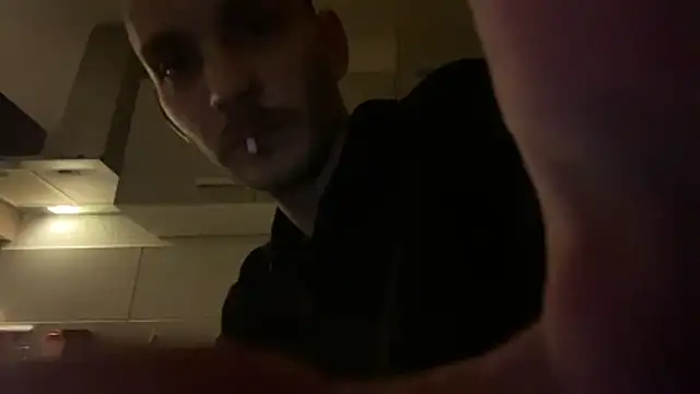 MolleDolle online show from April 14, 9:03 pm