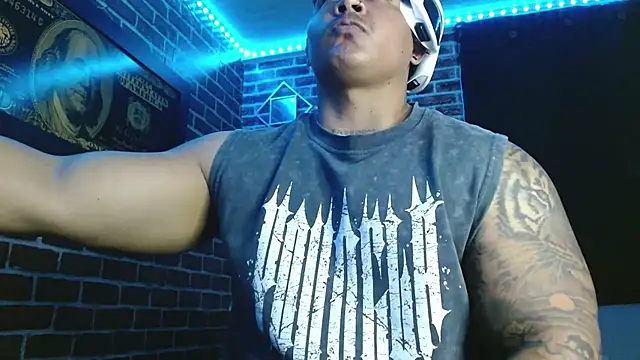 jordan bigcock  online show from February 3, 6:22 am