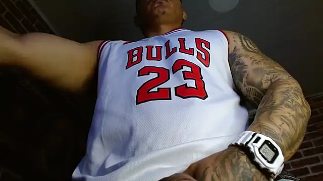 jordan bigcock  online show from June 2, 11:06 pm