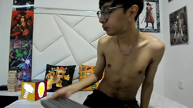 TWINK JOSS online show from October 20, 7:51 pm