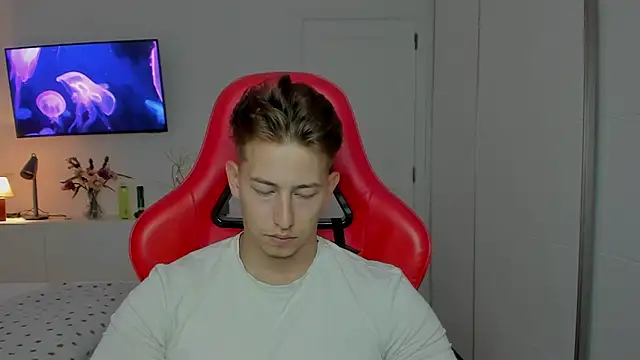 find0m master online show from October 18, 3:17 pm