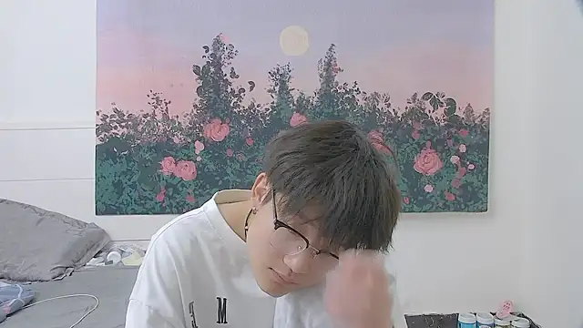 KK-cuteboy online show from June 18, 12:21 pm