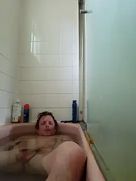 Akdecline online show from October 9, 2:05 am