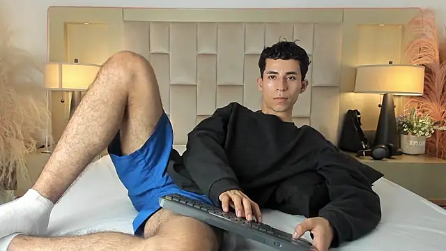 Zahir Ashar online show from March 23, 10:27 pm