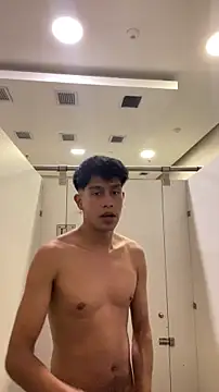 Jacovo2002 online show from April 18, 10:42 pm