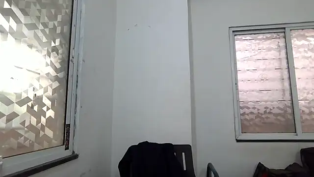 lil-twink19 online show from November 10, 4:50 am