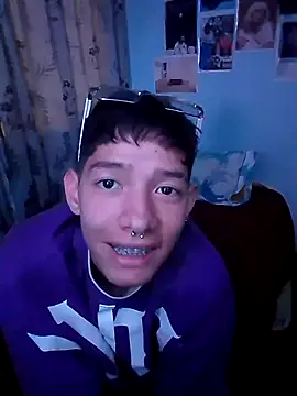 heyy noah11 online show from October 11, 4:38 am