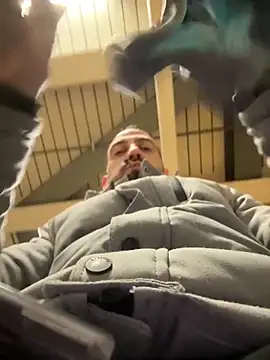 AlexGogo23 online show from February 2, 5:17 am