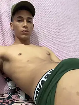 Adrian 0110 online show from April 26, 3:37 am