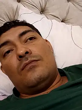 sexyandres 23 online show from May 2, 4:37 am