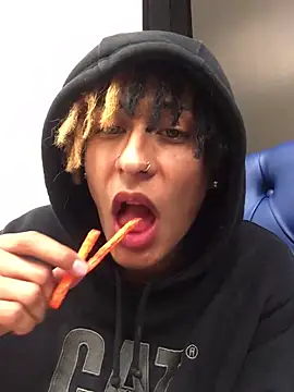 Jjloscooby online show from January 17, 2:47 am