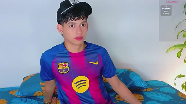 Axel Cody  online show from June 19, 1:22 am