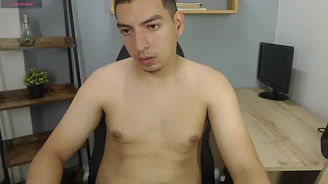 Axel Stones  online show from November 11, 3:17 pm