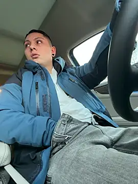 Feloh95 online show from February 17, 10:19 pm