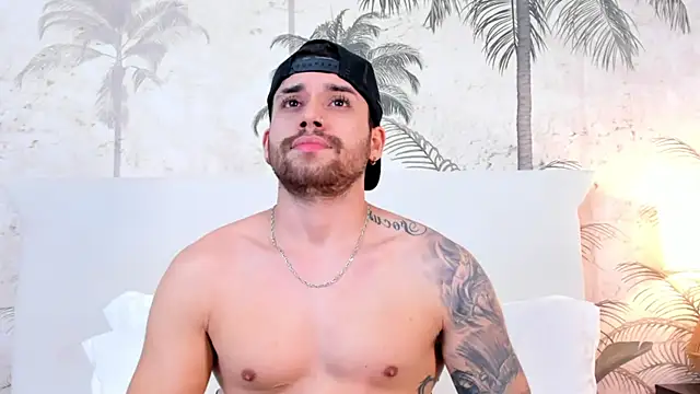 Mike montoya01 online show from December 20, 9:38 am