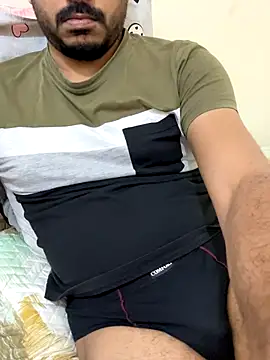 Handsome8677 online show from December 22, 11:18 am