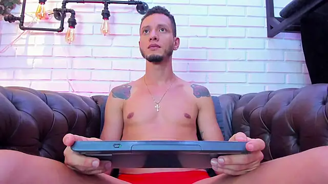 GabrielDraiven online show from November 28, 9:38 pm