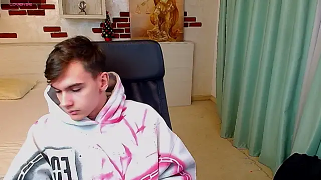 BradyFlint online show from February 1, 5:28 am