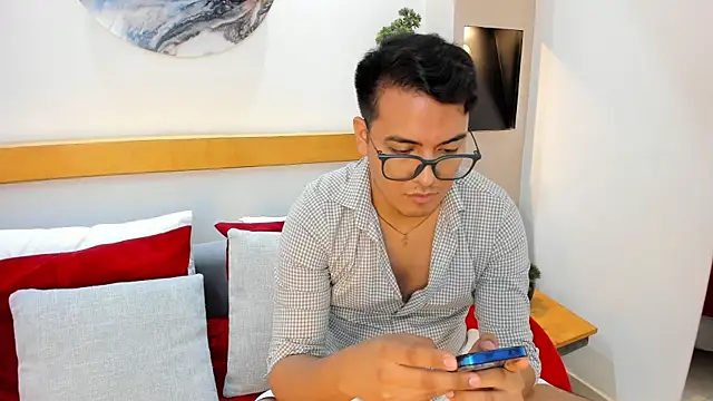 JohnBelRose online show from November 21, 8:08 pm