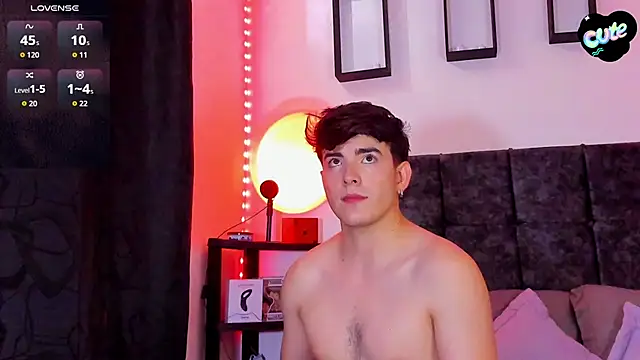 Theo Noxxx online show from November 15, 7:05 pm