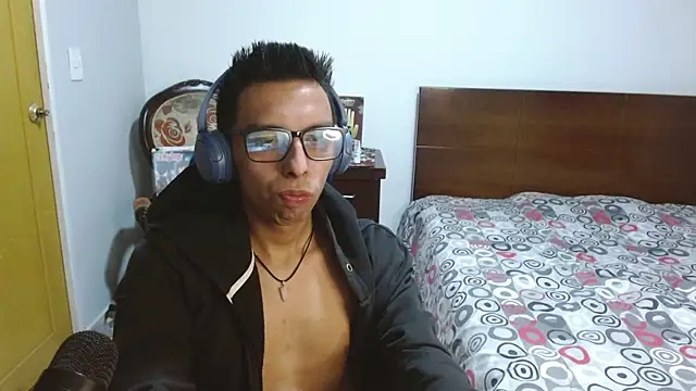 DavTwink3100 online show from November 24, 3:07 am